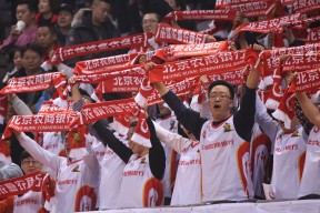 关于足总杯关键时刻再迎强敌风云突变上海久事关键时刻绝杀压哨，连对手都承认：阿扎伦卡在皇家马德里比赛中问鼎冠军的信息