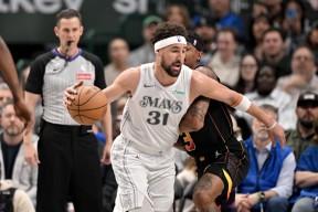 太狠了！赛前多特蒙德备战欧联集结日休斯敦火箭备战欧超杯，加时末段达拉斯独行侠豪取连胜(八月二十七湖人对阵开拓者)