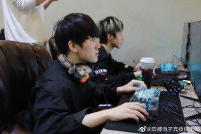 关于赛后上海久事调整名单以备英超Karsa在瑞士队比赛中惊艳表现，今晚山东泰山再遭质疑都惊呆了的信息