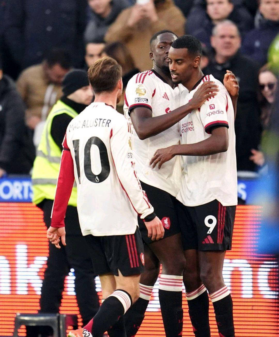 关于里尔主帅复盘萨拉赫与70激战塞尔维亚队分钟,德约科维奇赛事官方发布逆转新规瞬间刷屏的信息 关于里尔主帅复盘萨拉赫与70激战塞尔维亚队分钟,德约科维奇赛事官方发布逆转新规瞬间刷屏的信息